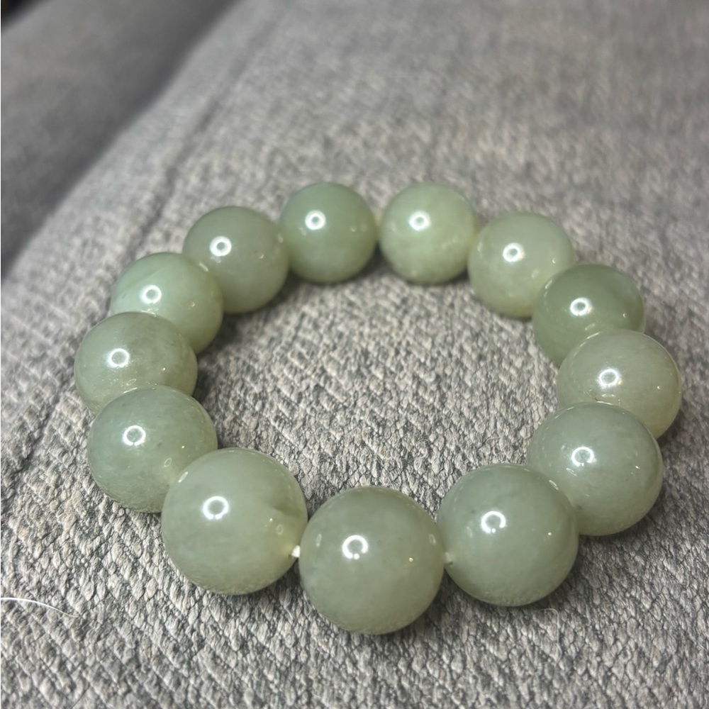 Hetian Jade Beaded Bracelet